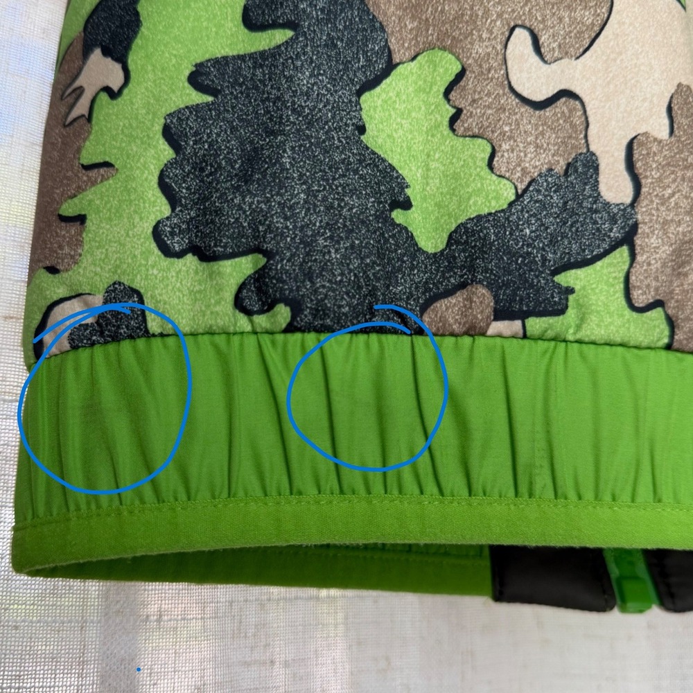 Patagonia Reversible Puff Ball Vest Camo Quilted Green 60200 Boys Size 4T - Picture 6 of 9